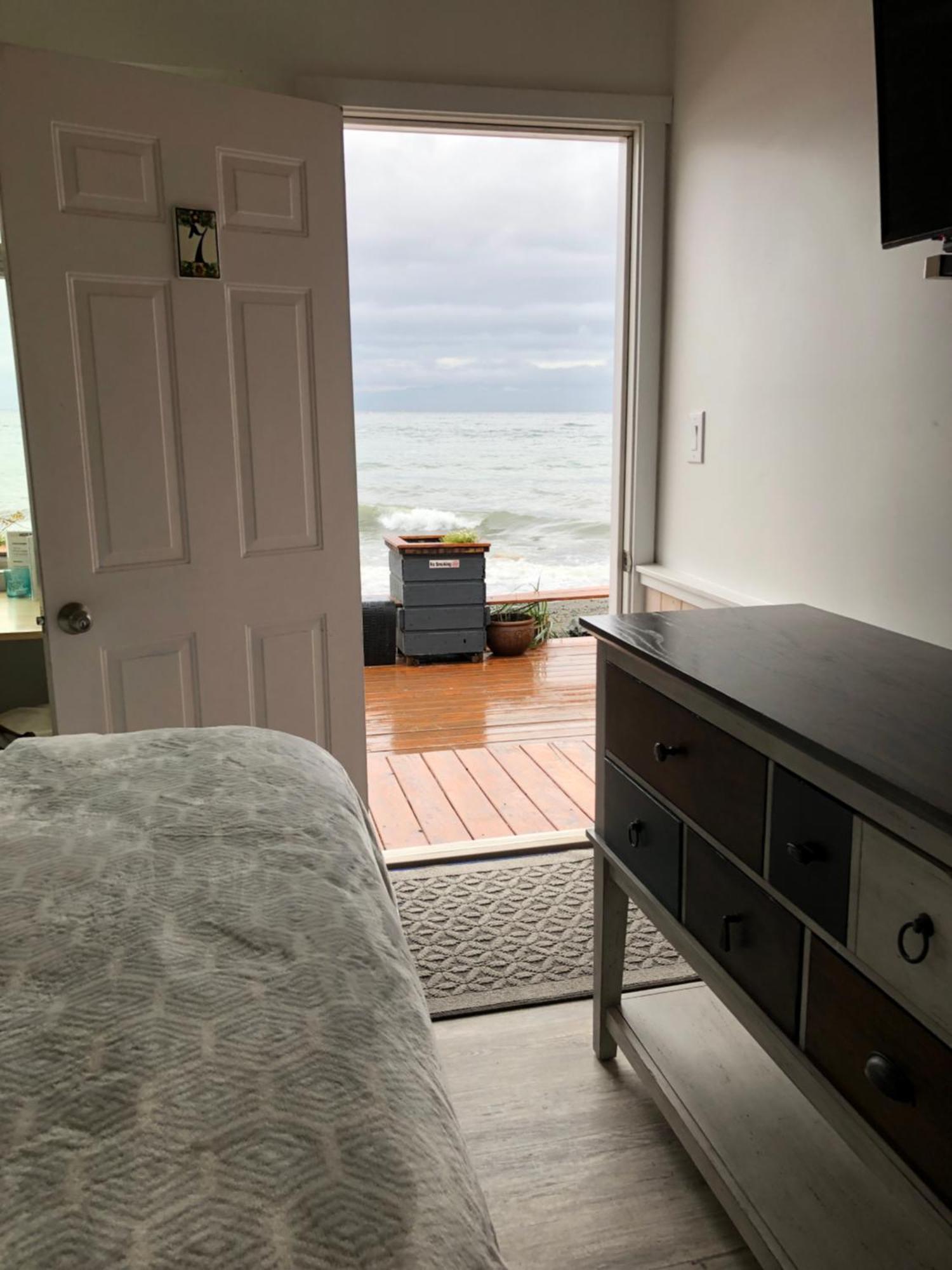 Qualicum Breeze Beach Resort Bowser Екстер'єр фото